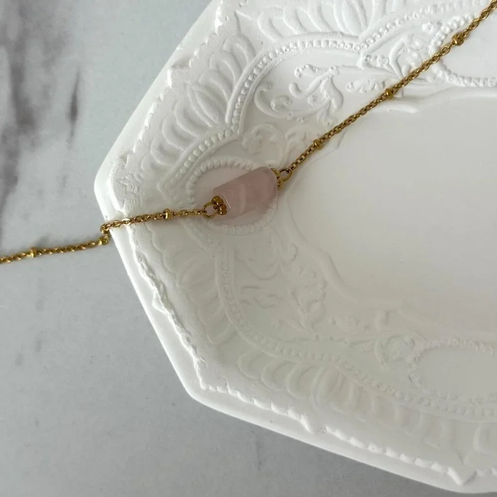 SKU:0181 gold bracelet pink quartz natural stone Material stainless‎ steel will